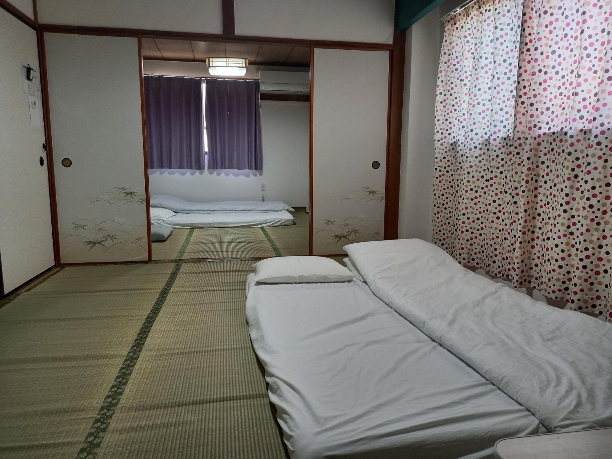 Lucky House Guest House Osaka Exteriör bild